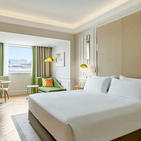 Intercontinental Athenee Palace Bucharest, An Ihg Hotel Esterno foto Deluxe Room