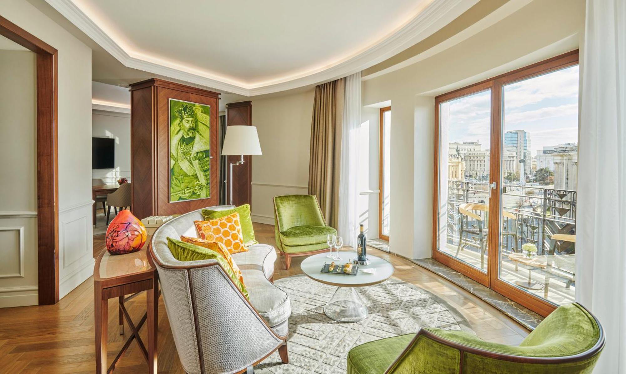 Intercontinental Athenee Palace Bucharest, An Ihg Hotel Esterno foto A suite at the hotel